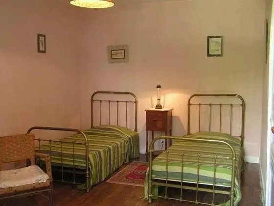 Tek Büyük veya İki Ayrı Yataklı Oda (Charmille)