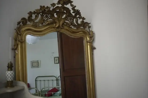 Tek Büyük veya İki Ayrı Yataklı Oda (Charmille)