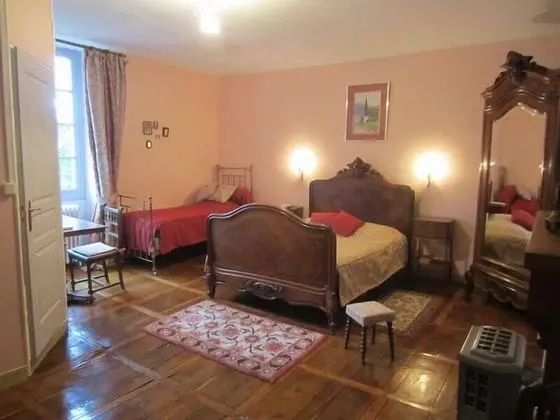 Tek Büyük Yataklı Oda (Acacia)