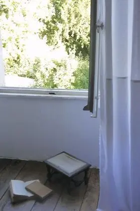 Tek Büyük Yataklı Oda (Acacia)