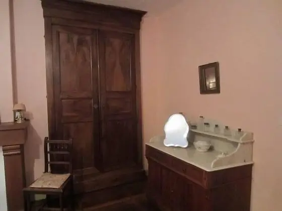 Tek Büyük Yataklı Oda (Acacia)