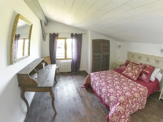 Kır Evi, Banyolu/Duşlu, Bahçe Manzaralı