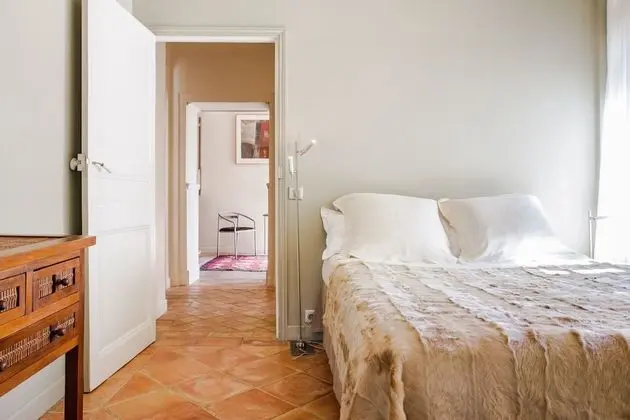 Tek Büyük Yataklı Oda, Engellilere Uygun (Tilleuls)