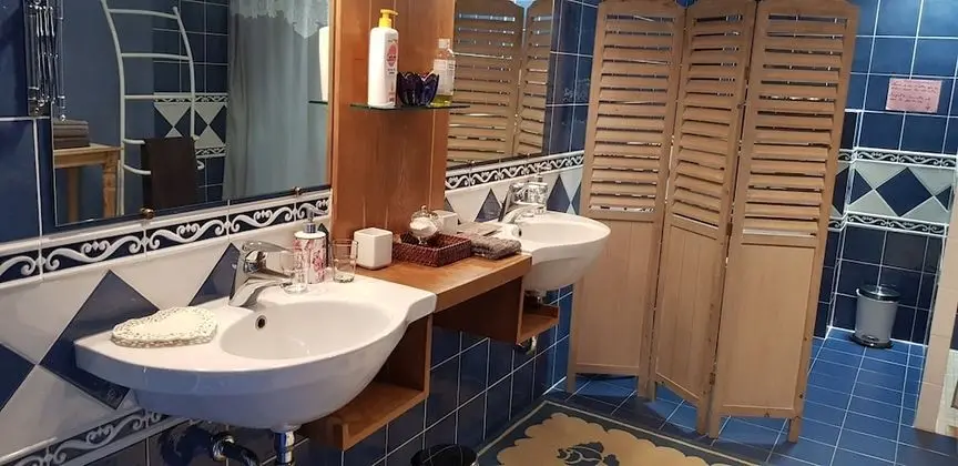 Tek Büyük Yataklı Oda (Picasso)