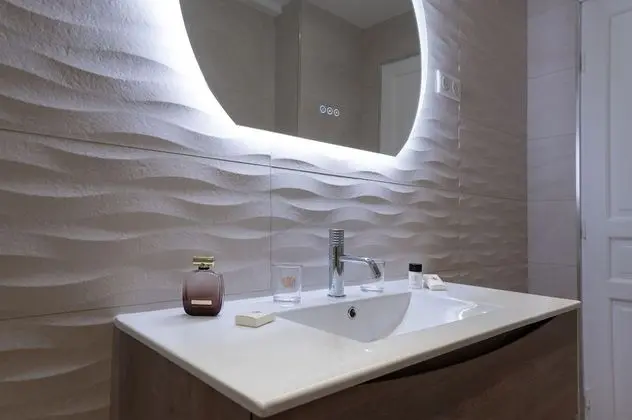 Dubleks (Outbuildings)