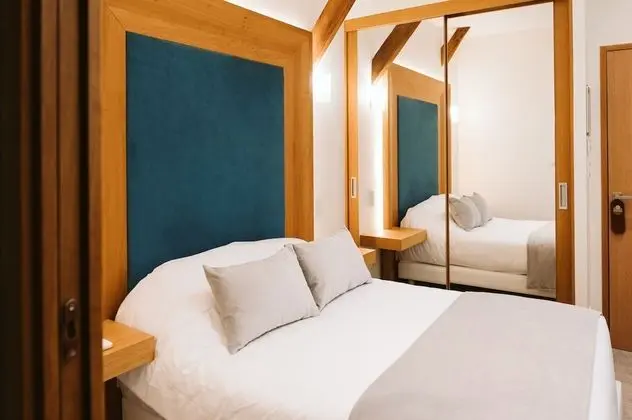 Classic Tek Büyük Yataklı Oda