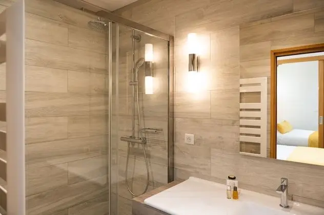 Classic Tek Büyük Yataklı Oda