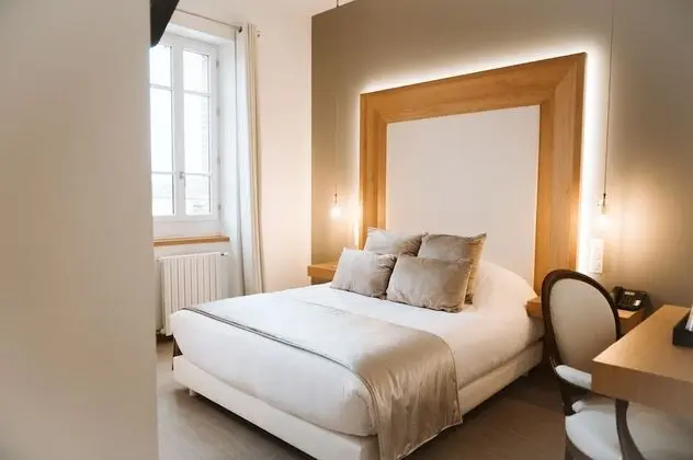 Comfort Tek Büyük Yataklı Oda