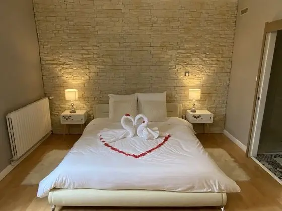 Süit, Banyolu/Duşlu, Havuz Manzaralı