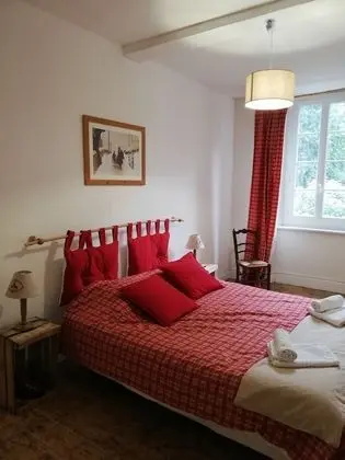 Tek Büyük Yataklı Oda (Crabère)