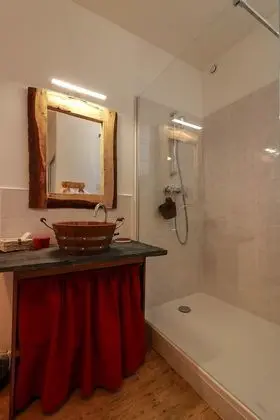 Tek Büyük Yataklı Oda (Escalette)