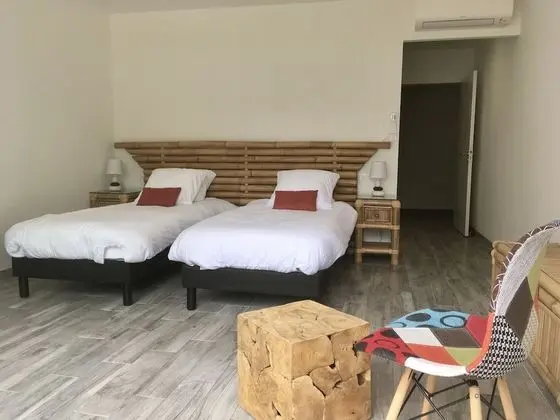 Tek Büyük Yataklı Oda