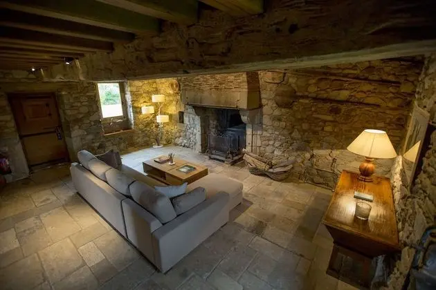 Kır Evi (3 Licorne)