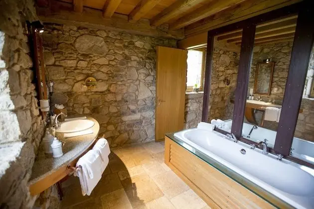 Kır Evi (3 Licorne)