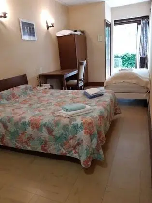 Üç Kişilik Oda