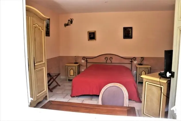 Tek Büyük Yataklı Oda (La Poterie)