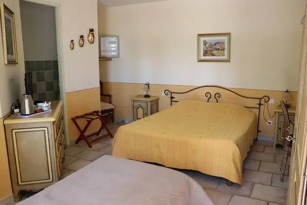 Tek Büyük Yataklı Oda (Tournesol)