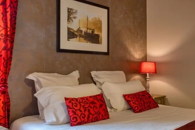 Tek Büyük Yataklı Oda (La Roque Gageac)