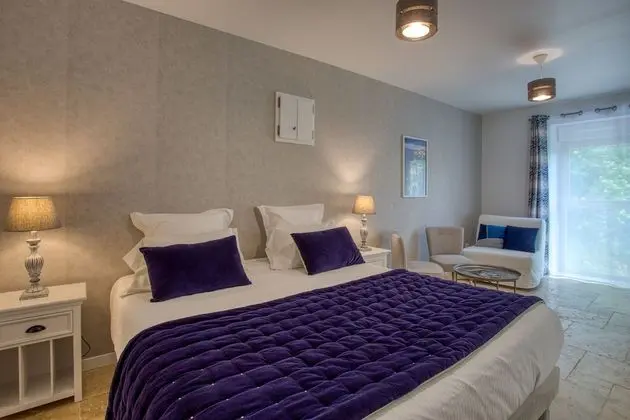 Tek Büyük Yataklı Oda (Rocamadour)