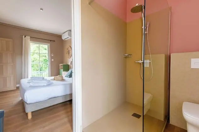 Comfort Oda, Bahçeli