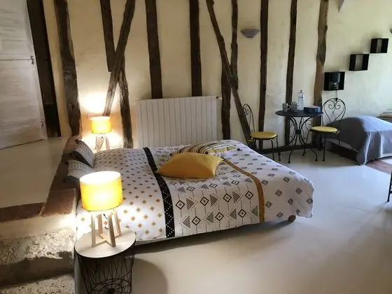 Üç Kişilik Oda, Banyolu/Duşlu (Coquelicot)