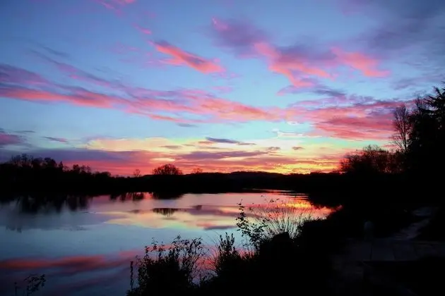 Deluxe Oda, 1 Büyük (Queen) Boy Yatak, Nehir Manzaralı