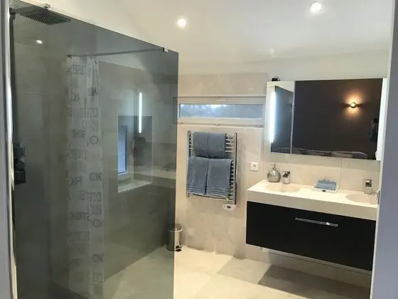 Deluxe Oda, 1 Büyük (Queen) Boy Yatak, Nehir Manzaralı