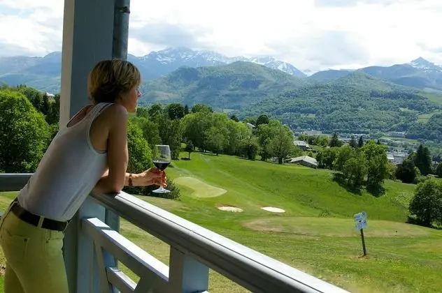 Premium Oda, 1 Büyük (Queen) Boy Yatak, Balkon, Dağ Manzaralı