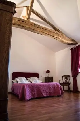 Tek Büyük Yataklı Oda (Le Sorbier)