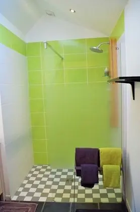 Tek Büyük Yataklı Oda (Les genièvres)