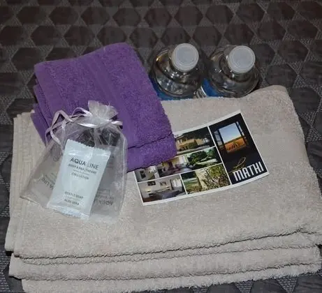 Tek Büyük Yataklı Oda (Safrane)