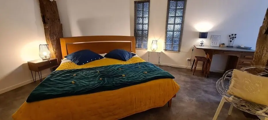 Tek Büyük Yataklı Oda