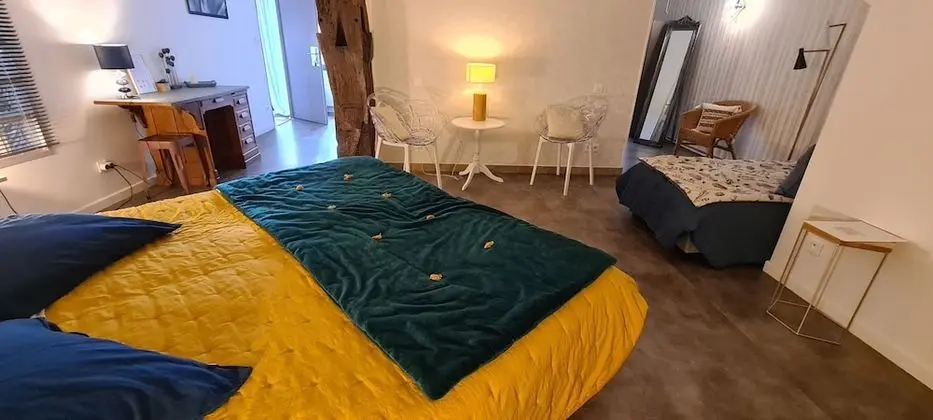 Tek Büyük Yataklı Oda