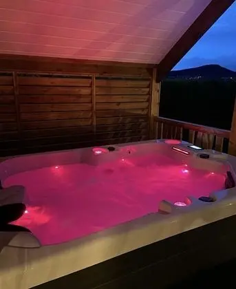 Premium Süit, 1 Büyük (Queen) Boy Yatak, Sıcak Su Havuzu, Dağ Manzaralı