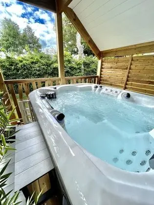 Premium Süit, 1 Büyük (Queen) Boy Yatak, Sıcak Su Havuzu, Dağ Manzaralı