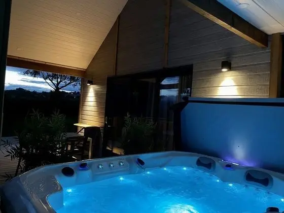 Premium Süit, 1 Büyük (Queen) Boy Yatak, Sıcak Su Havuzu, Dağ Manzaralı