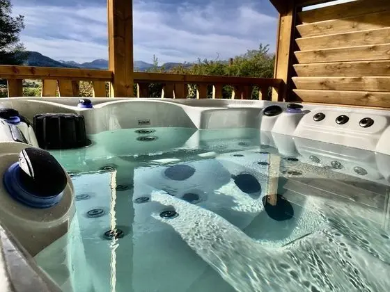 Premium Süit, 1 Büyük (Queen) Boy Yatak, Sıcak Su Havuzu, Dağ Manzaralı