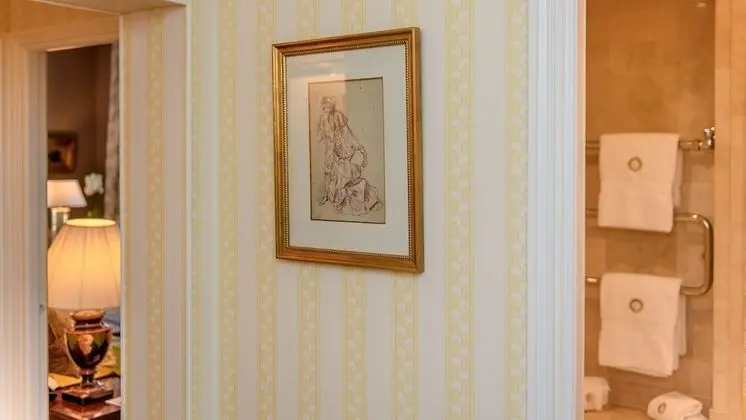 Tek Büyük Yataklı Oda (Superior Cottage)