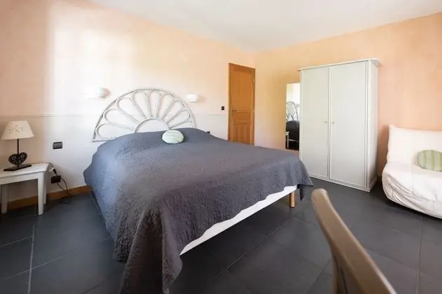 Luxury Tek Büyük Yataklı Oda