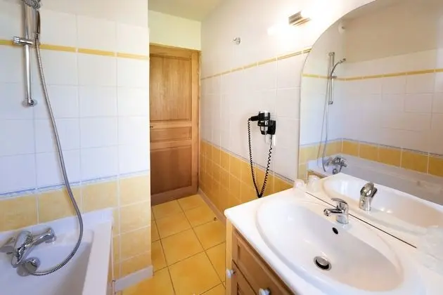 Luxury Tek Büyük Yataklı Oda