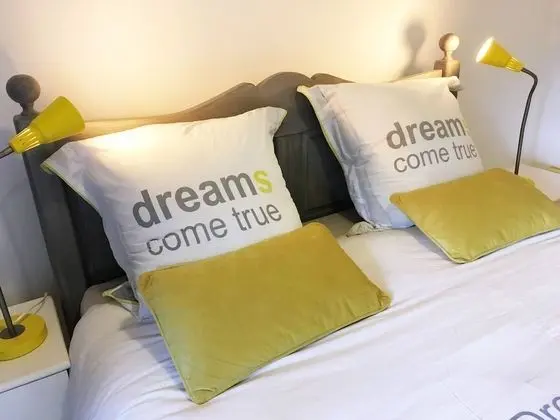 Family Oda, Birden Çok Yatak, Sigara İçilmez, Bahçe Manzaralı