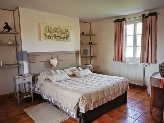 Comfort Tek Büyük Yataklı Oda, Bahçe Manzaralı (Trouville)
