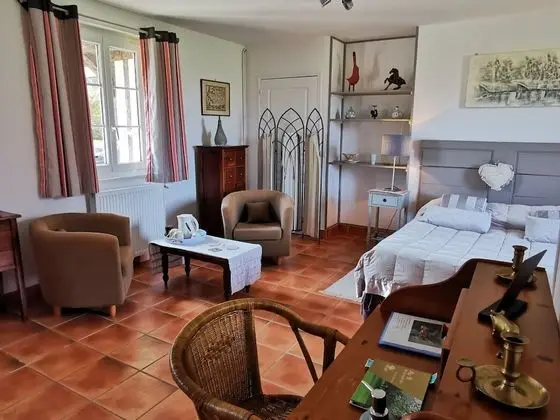 Comfort Tek Büyük Yataklı Oda, Bahçe Manzaralı (Trouville)