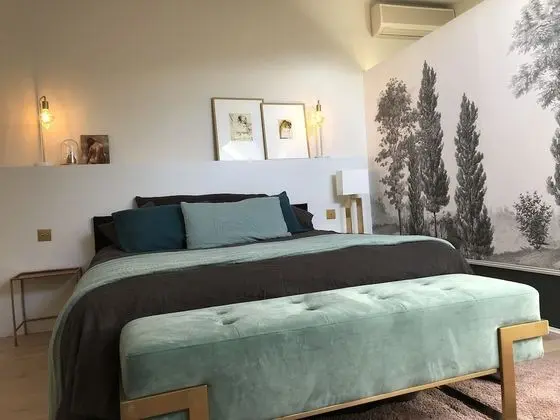 Süit (Cyprès et Acacias)