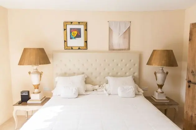 Deluxe Tek Büyük veya İki Ayrı Yataklı Oda