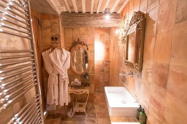 Deluxe Tek Büyük veya İki Ayrı Yataklı Oda