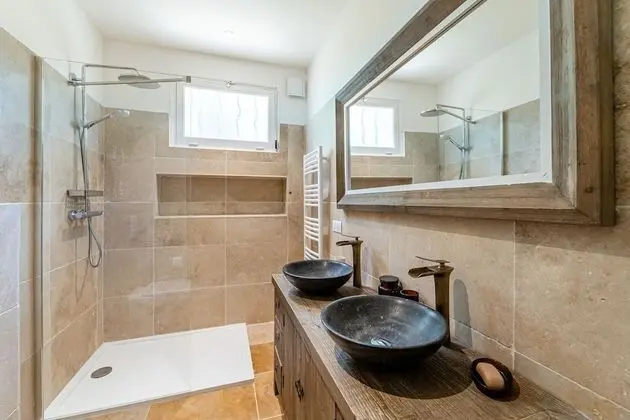 Deluxe Ev, Banyolu/Duşlu (Domaine entier)