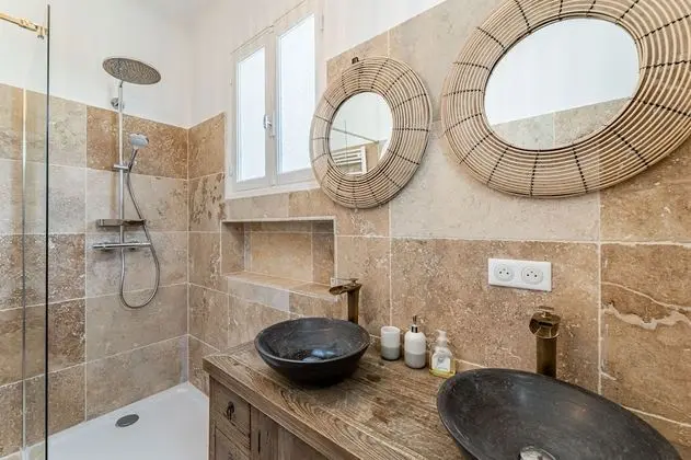 Deluxe Ev, Banyolu/Duşlu (Domaine entier)