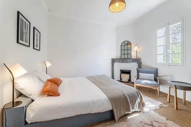 Deluxe Ev, Banyolu/Duşlu (Maison des Pins)