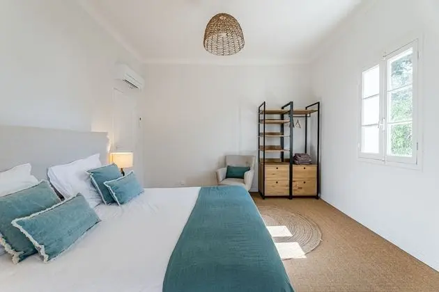 Deluxe Ev, Banyolu/Duşlu (Maison des Pins)
